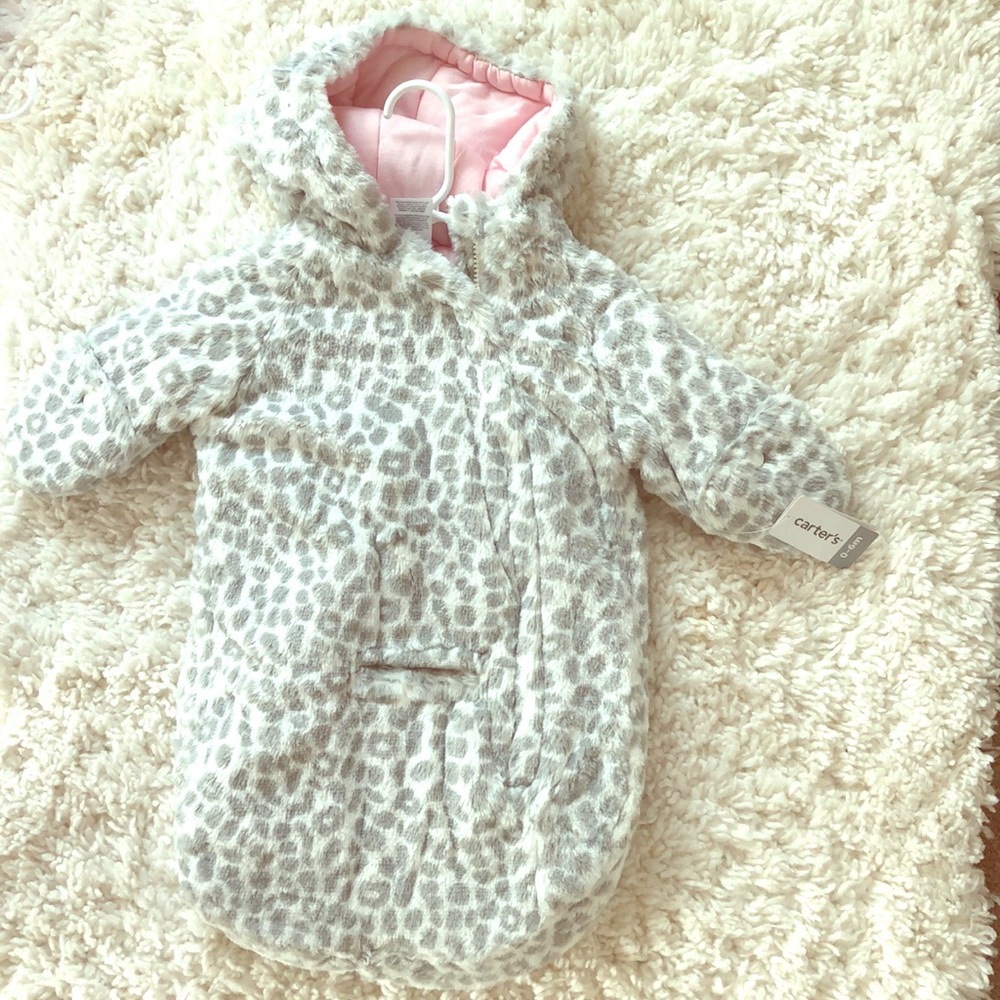 Carters 0-6 new car seat bunting suit
